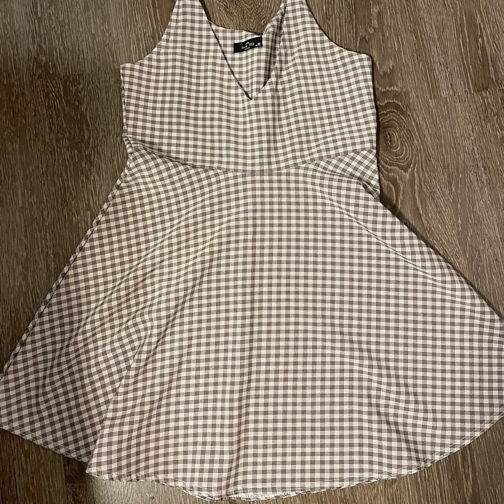 Checkered pinkish purple mini strapless dress